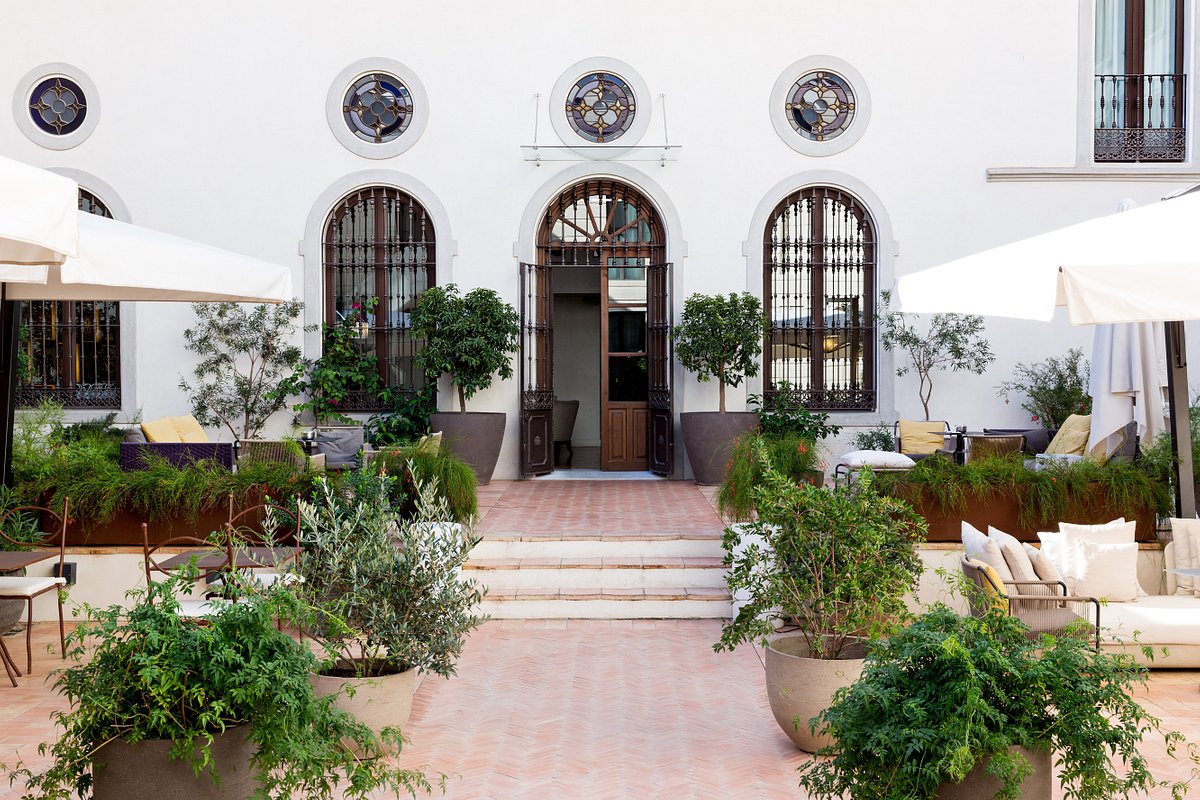 CoolRooms Palacio de Villapanes, hotel in Seville
