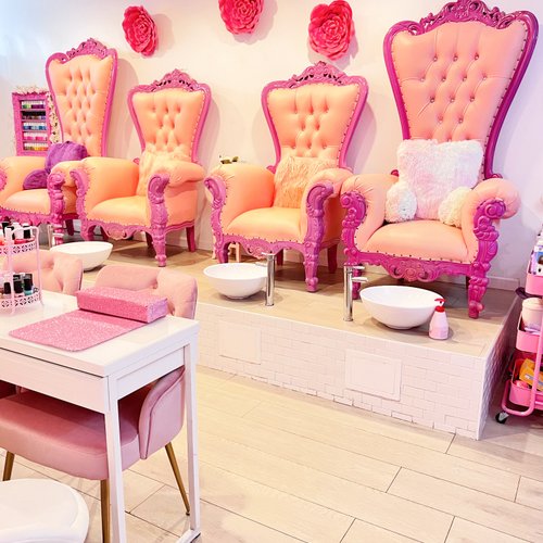 Best Places for Gel Manicures in Manila