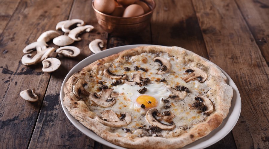 OUVO E TARTUFO