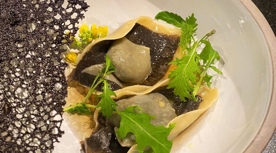 Paleo Arctic - dining