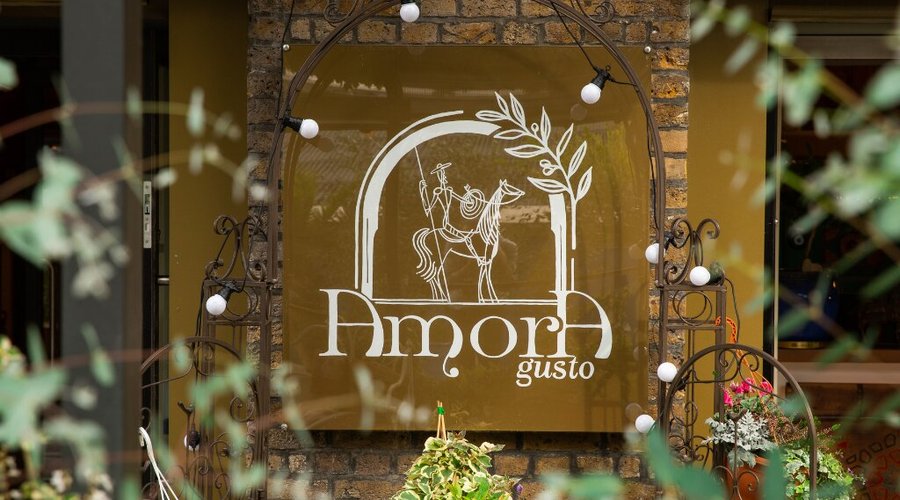 Amora Gusto Tapas & bar