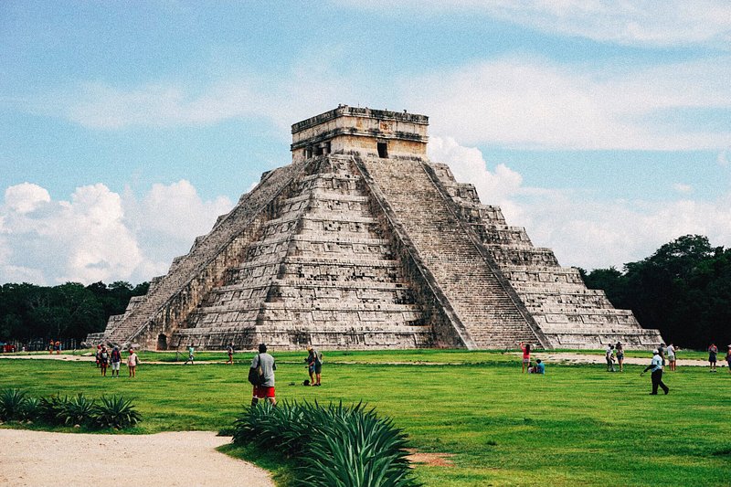 Chichen Itza Mayan pyramids in Cancun