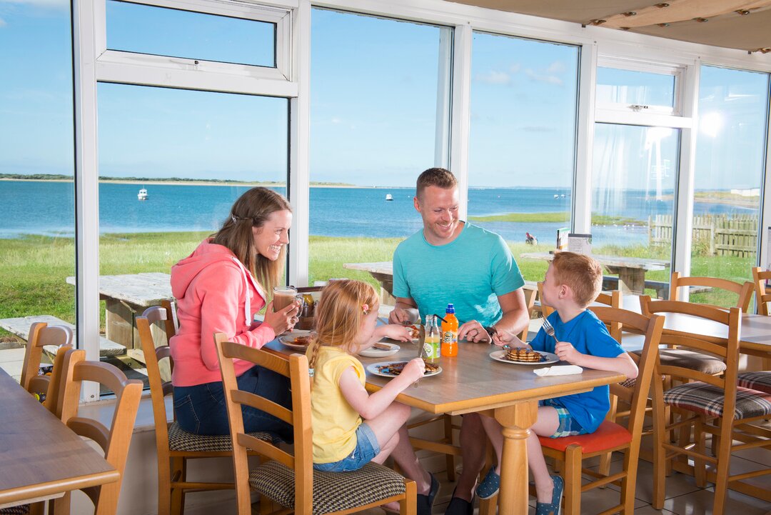 PARKDEAN RESORTS CARMARTHEN BAY HOLIDAY PARK (Kidwelly, Gales ...