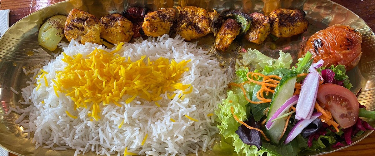 Tastiest chicken kebab I’ve ever had. The saffron rice and fresh salad compliment the smoky taste of the kebab. Highly recommended. A little cafe right in the middle of Henderson Square.