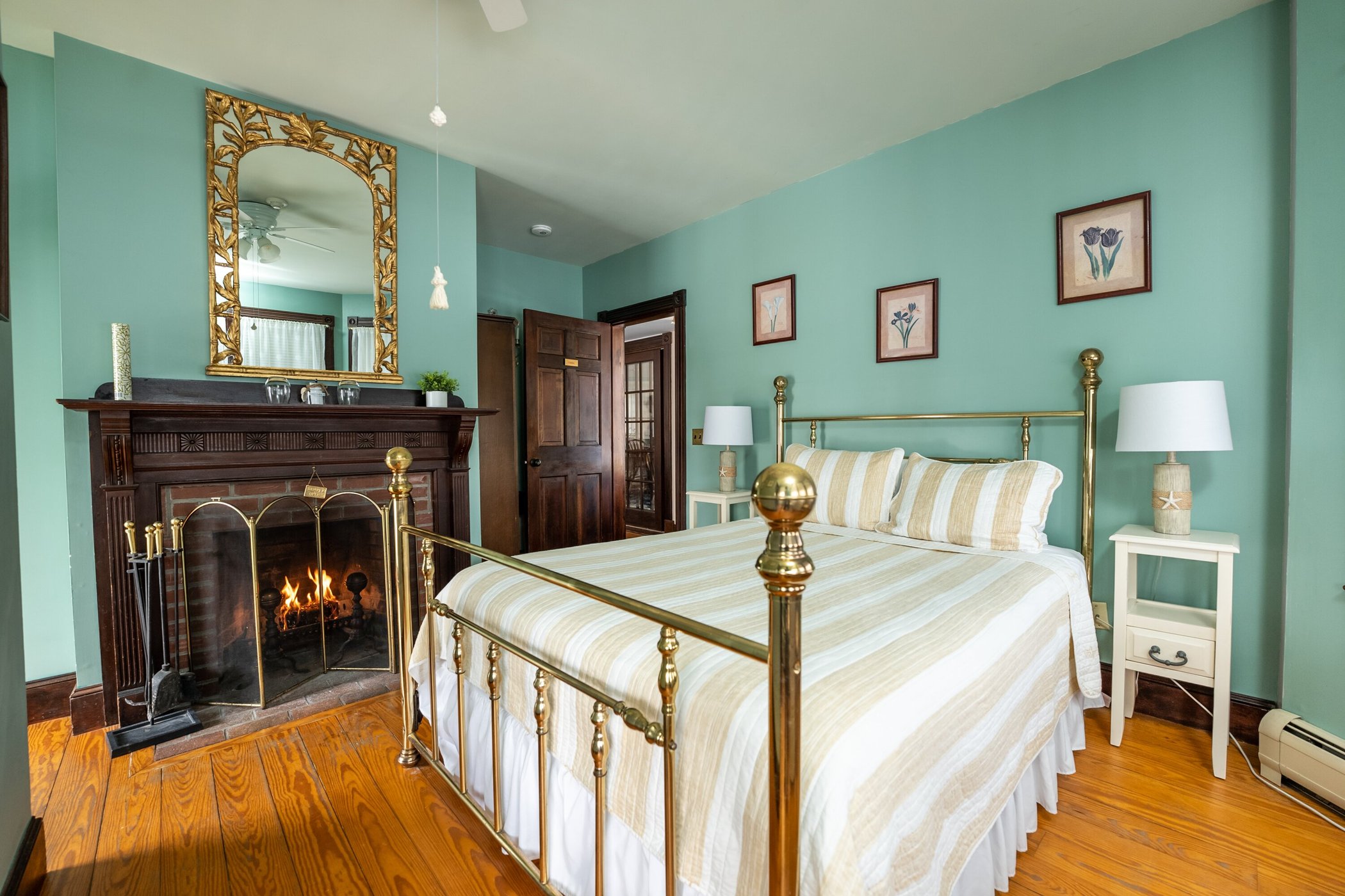 Inn at the Oaks by null