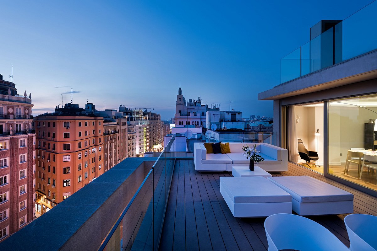Gran View Apartments, hotell i Madrid
