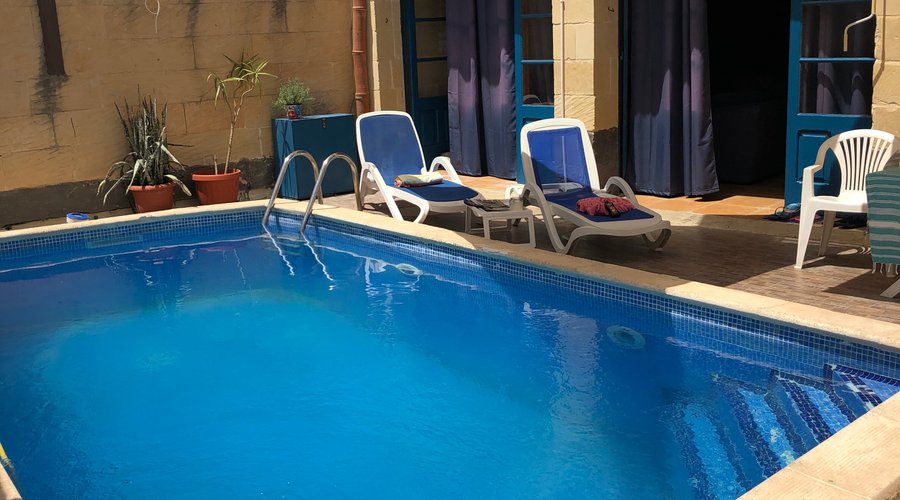 Pool area
