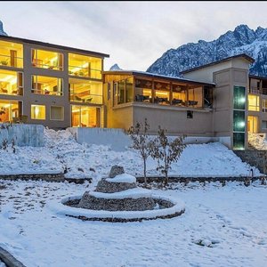 Hotel snow land 
