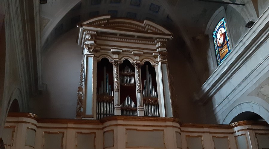il bell'organo della Chiesa di S. Jacopo Apostolo  a Borgo a Mozzano