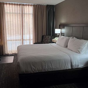 cheap hotels in taylor michigan