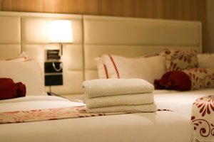 Room & Suite