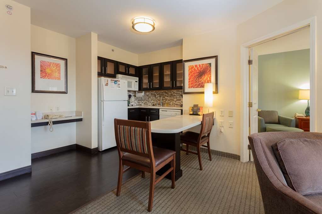 SONESTA ES SUITES ANAHEIM RESORT AREA Updated 2022 California   Kitchen 