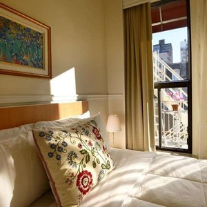 Guest room