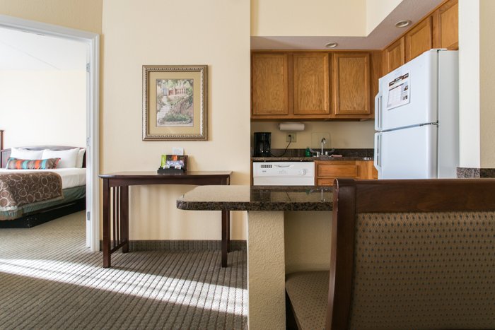 STAYBRIDGE SUITES CHATTANOOGA-HAMILTON PLACE, AN IHG HOTEL $104 ...