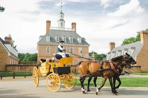 must visit places with family People riding in a horse-drawn carriage