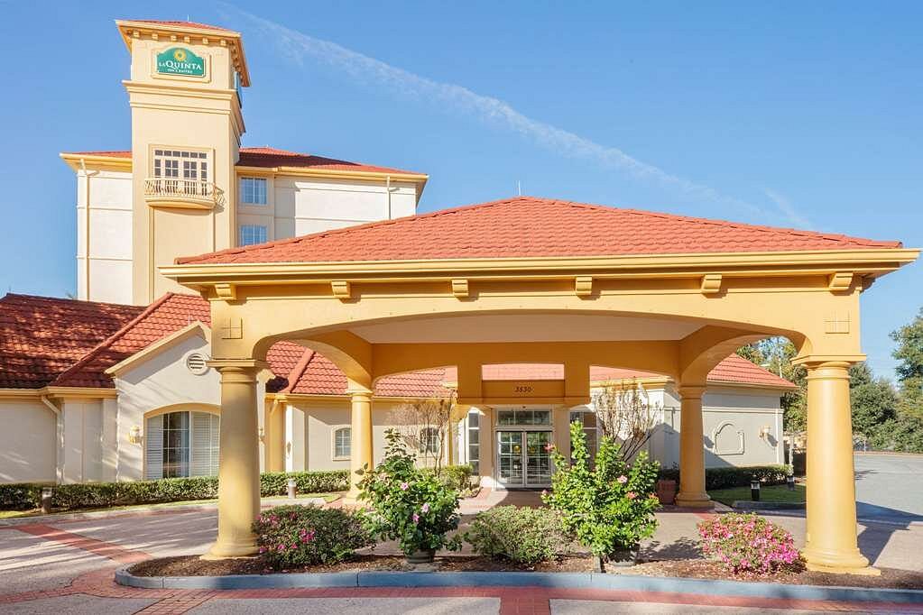 La Quinta Inn &amp; Suites by Wyndham Ocala, hotel en Ocala