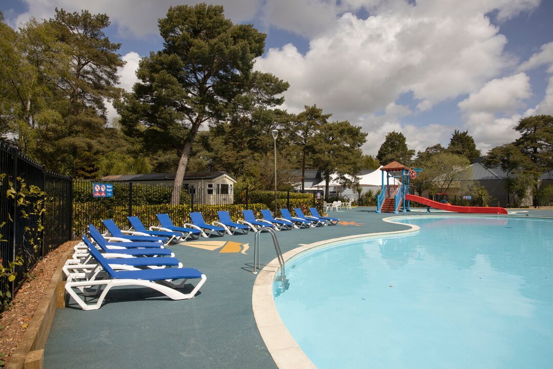 Parkdean Resorts Sandford Holiday Park - Pool: Fotos und Bewertungen ...