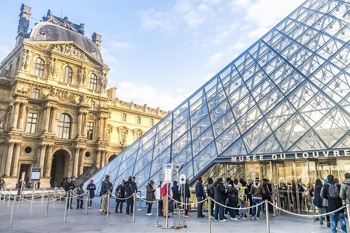 2023 Louvre Museum E Ticket With Mobile App Audio Tour   Caption 