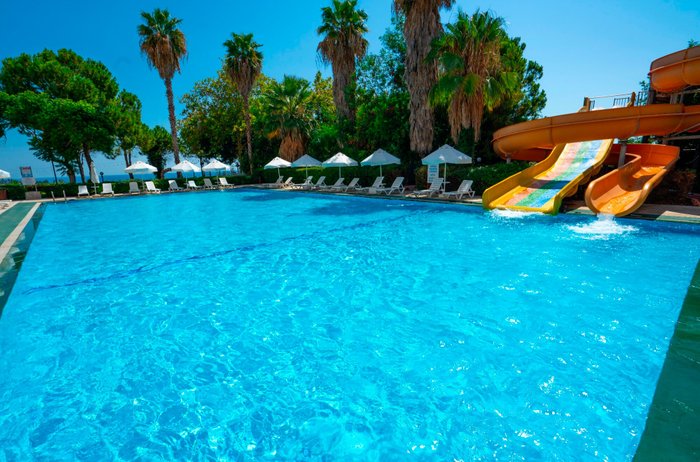 Цензор Beach Resort