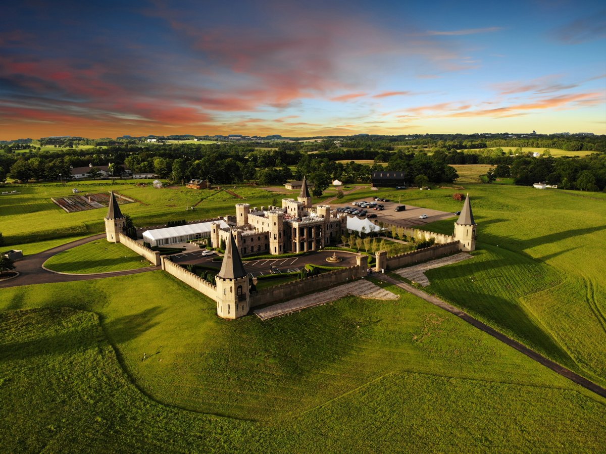 Kentucky Castle A Fairytale Come To Life