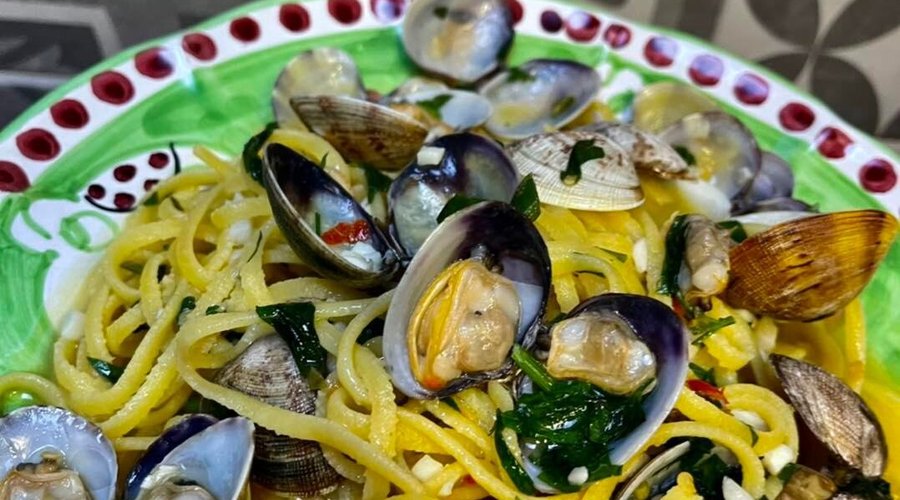 TAGLIOLINI ALLE VONGOLE