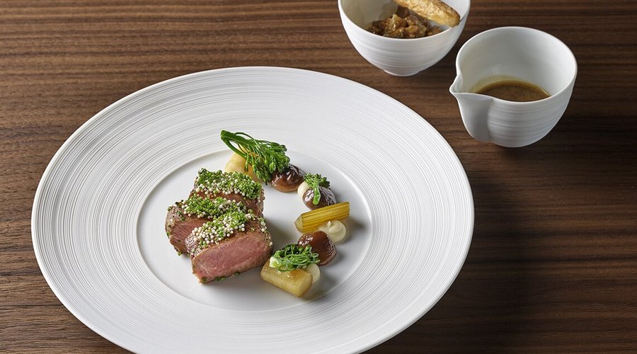 Zweierlei US-Beef_Sellerie_Shiitake_© Traube Tonbach_René Riis