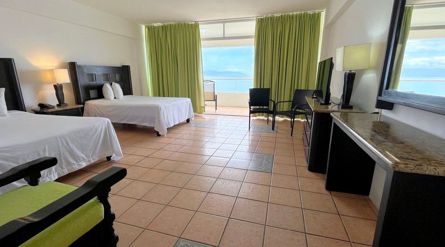 Junior Suite vista al mar 2 camas matrimoniales