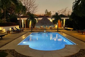 Piscina e praia