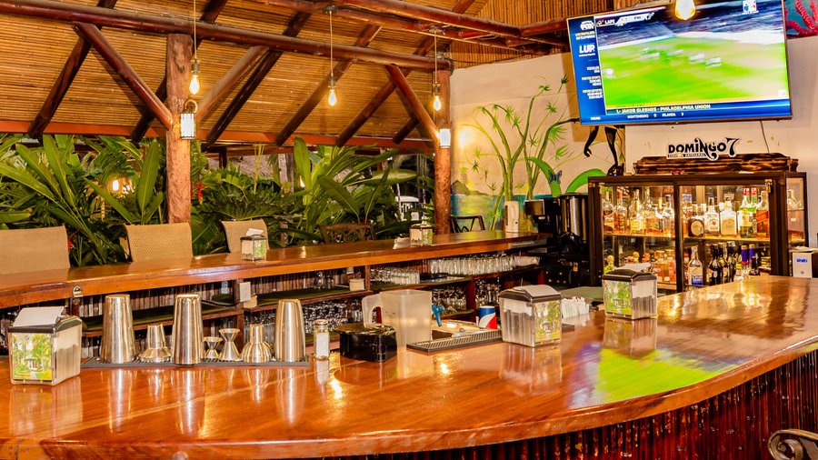 Bar.