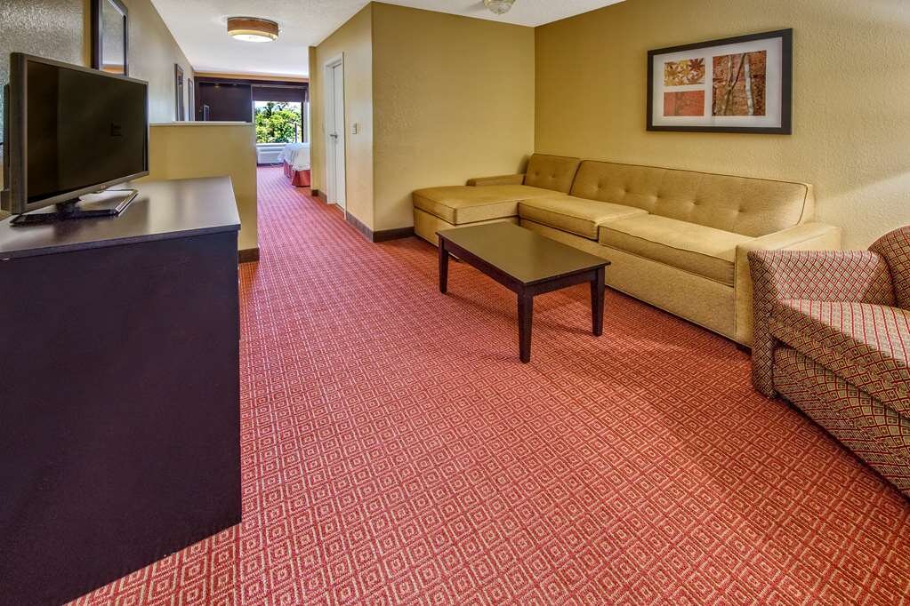 Hotel photo 57 of Hampton Inn Hot Springs.