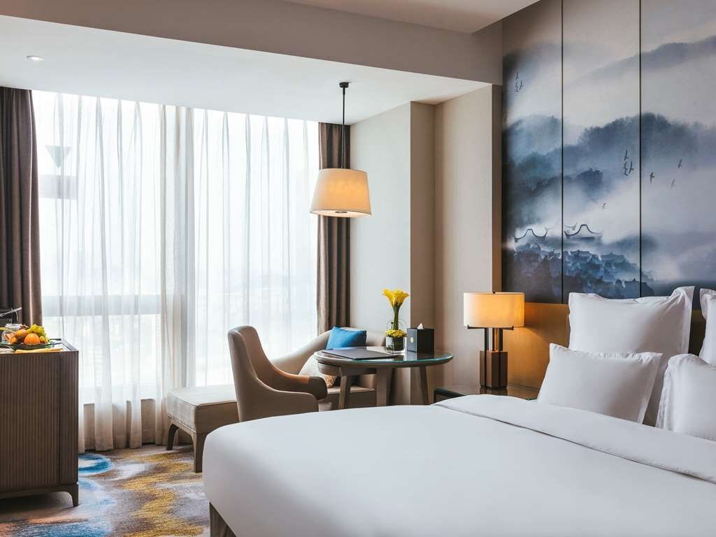 Cozy guest room at Pullman Zhuzhou