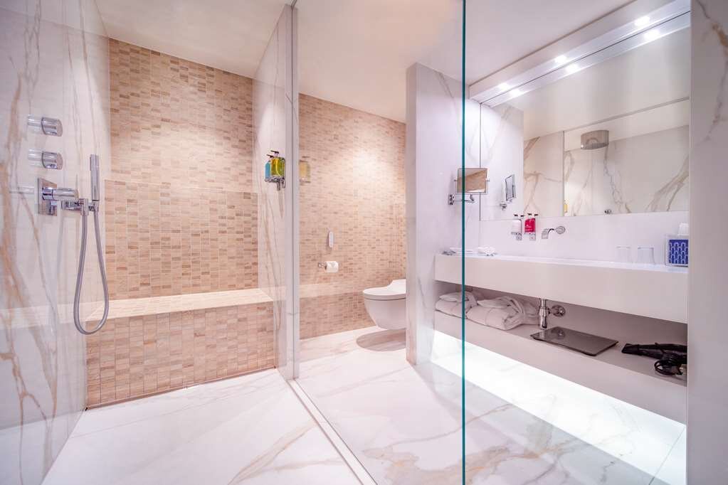 Hotel photo 38 of Hotel Bristol Geneve - Boutique & Design Hotel.