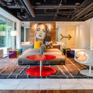 Hotel Zags Lobby Seating
