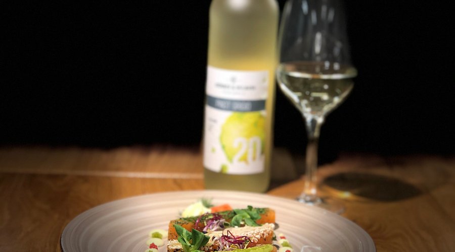 Gebeitzer Lachs mit Wein
