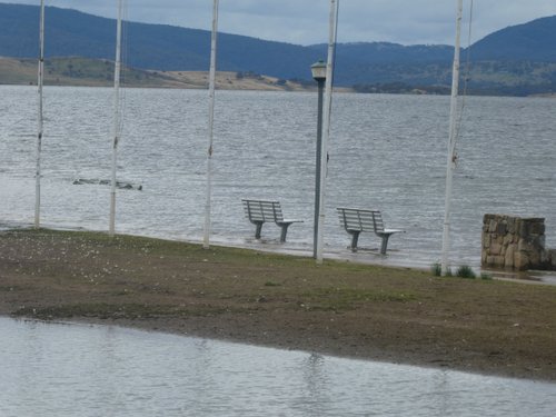 Jindabyne review images
