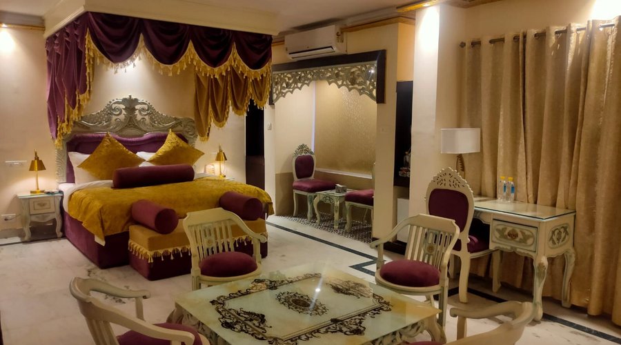 Palace suite Room interior