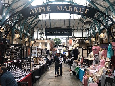 Apple Market in Covent Garden, London