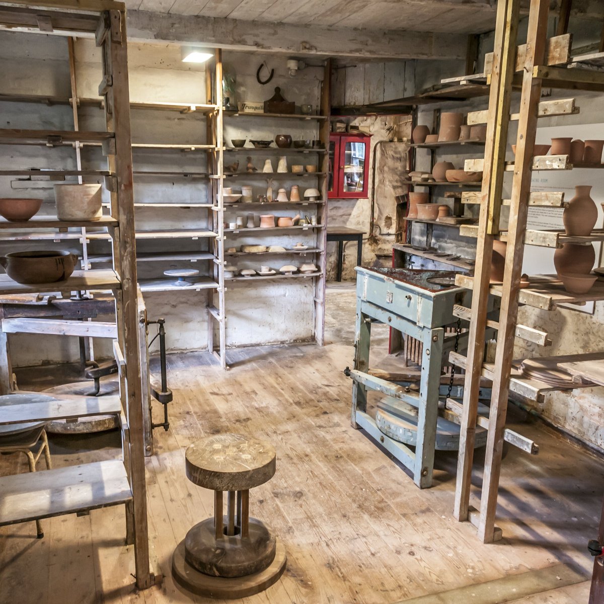 Pottery studios and Woodworking Studios, Clayroom