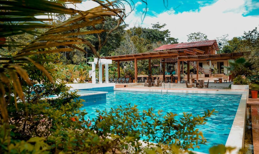 Así es el hotel, naturaleza y confort