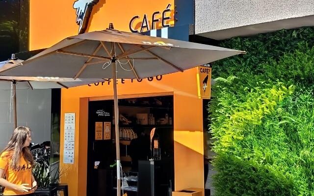 Mais1 Café Alphaville