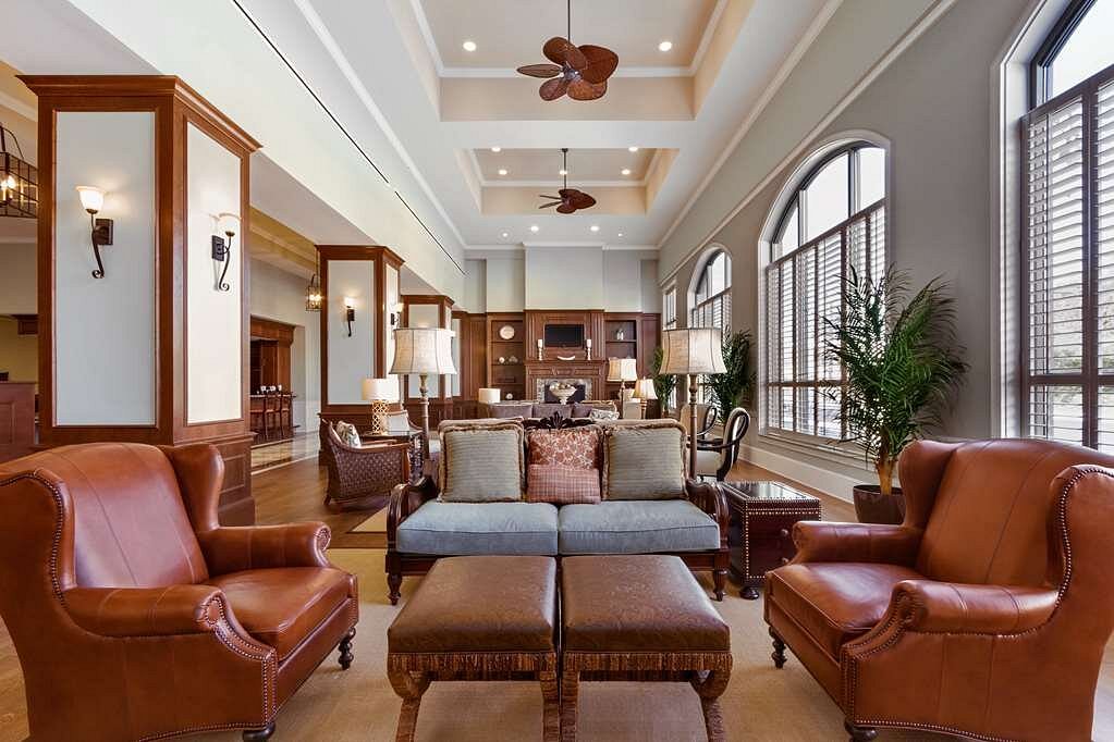 Embassy Suites by Hilton Savannah, hotel in Savannah