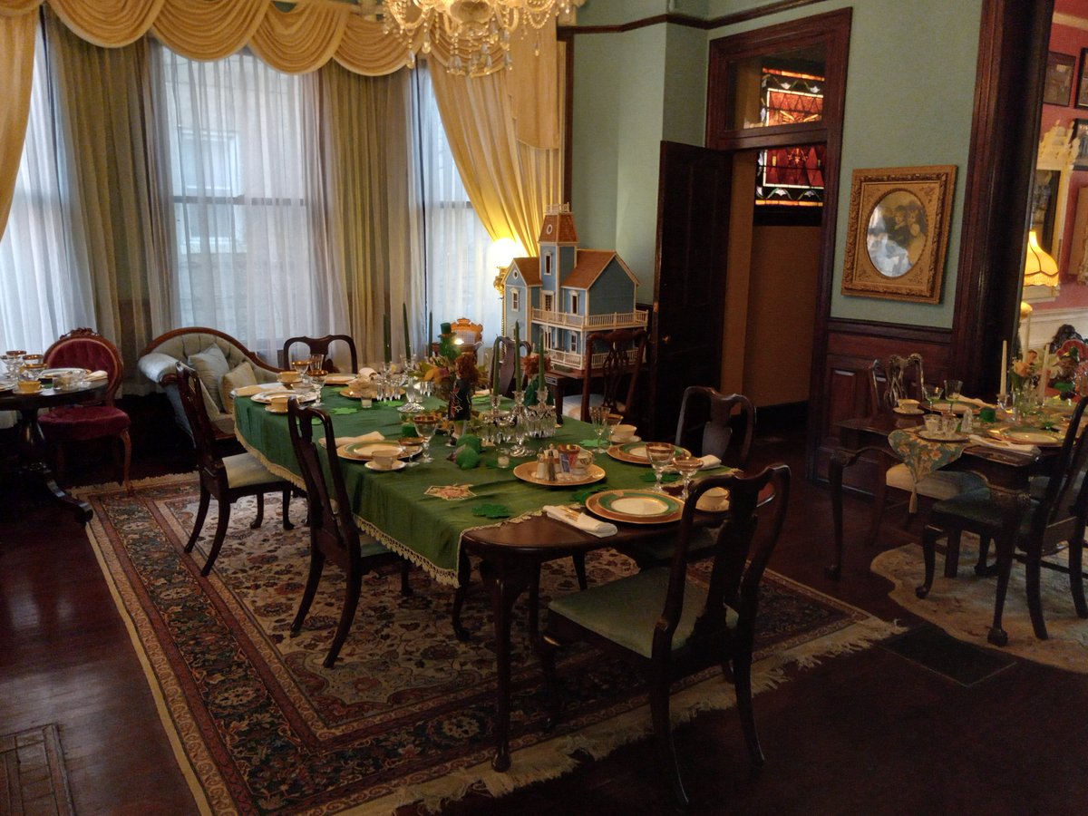 HASSINGER DANIELS MANSION B&B (AU$153): 2022 Prices & Reviews ...