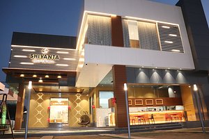 Shivanta Hotel & Resorts in Charanwas at Sultanpur, image may contain: Restaurant, City, Villa, Hotel