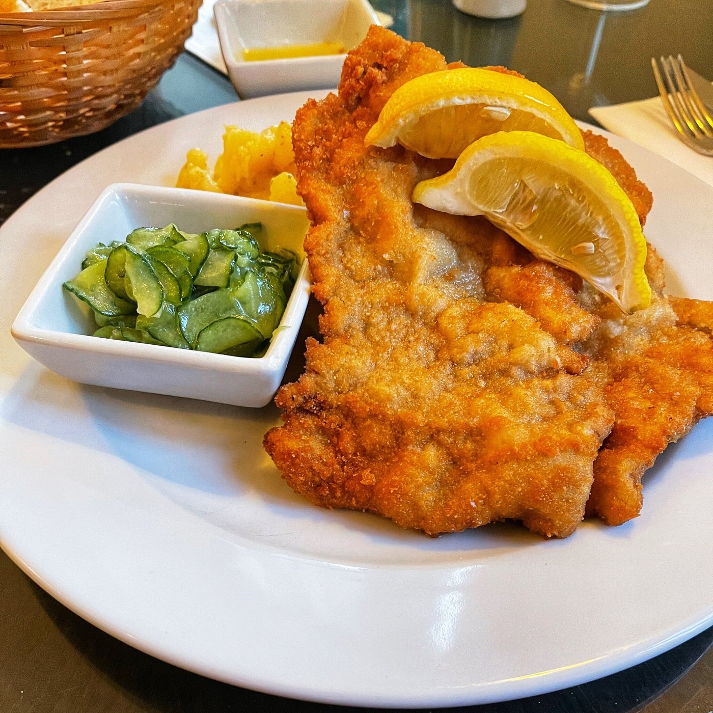 3 SCHWESTERN, Berlin - Friedrichshain-Kreuzberg (Borough) - Restaurant Reviews, Photos & Phone Number - Tripadvisor