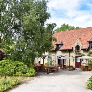 Tea-room, logement