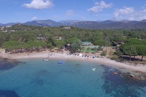 Piscine et plage
