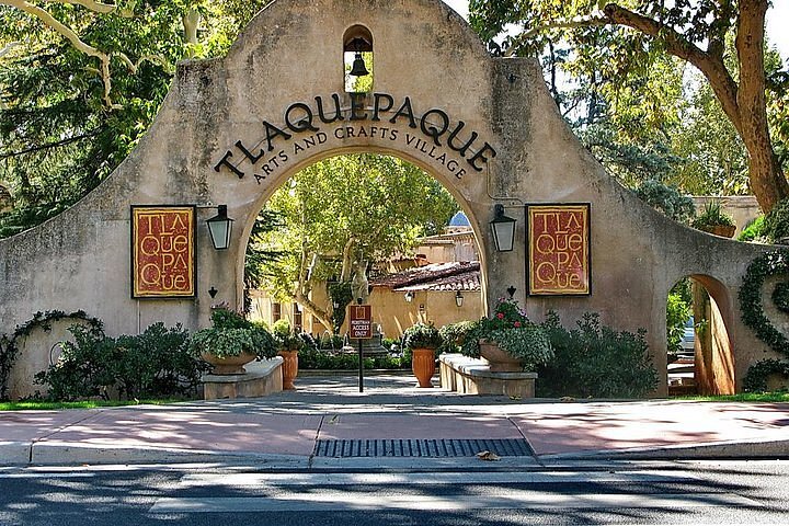 2023 Discover Tlaquepaque and Tonalá from Guadalajara in one day