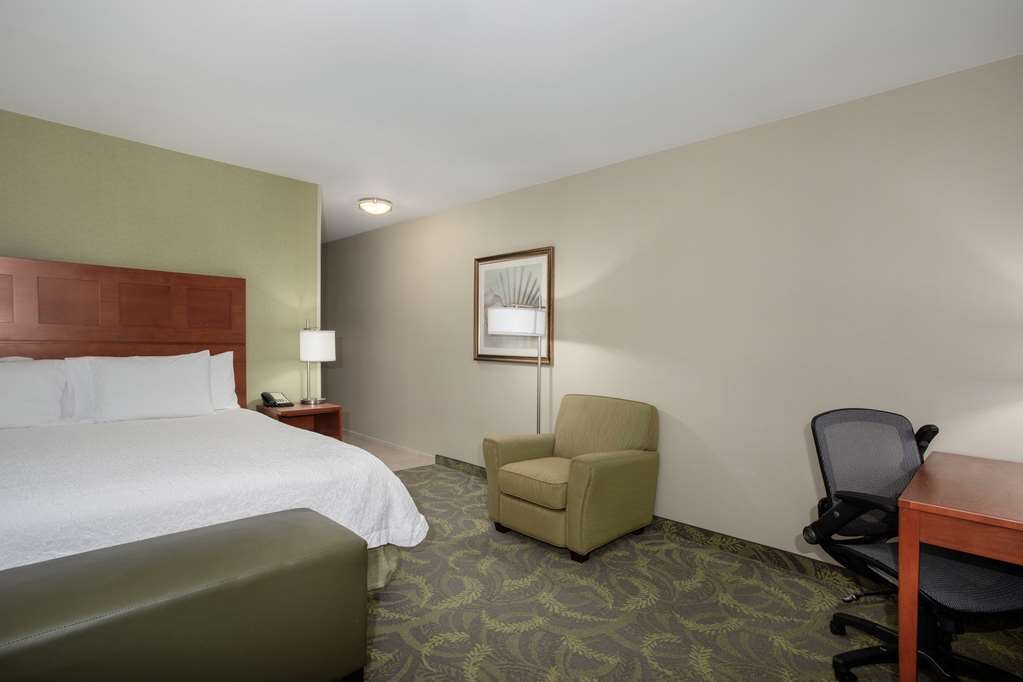 Hotel photo 105 of Hampton Inn & Suites Astoria.