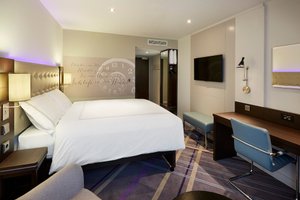 Zimmer und Suite
