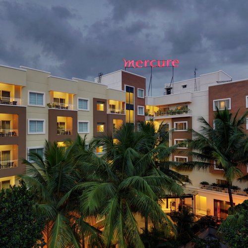 HOTEL SANCTUM SUITES | ⋆⋆⋆ | BANGALORE, INDIA | SEASON DEALS FROM $36